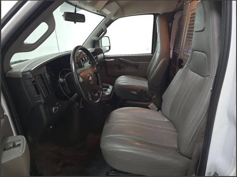 2020 Chevrolet Express 2500