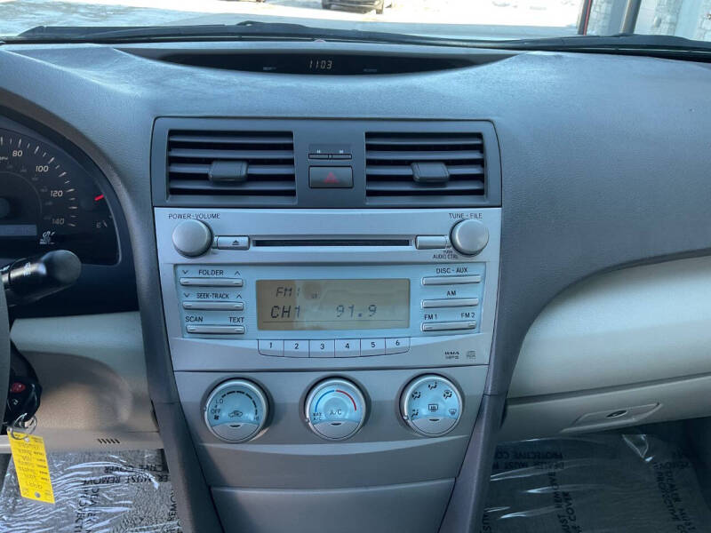 2009 Toyota Camry LE