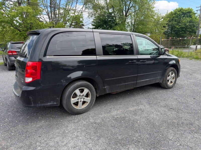 2012 Dodge Grand Caravan Crew