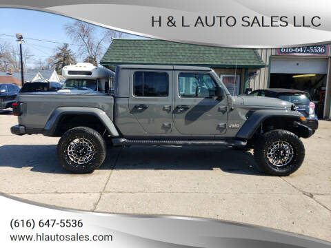 2021 Jeep Gladiator for sale at H & L AUTO SALES LLC in Wyoming MI