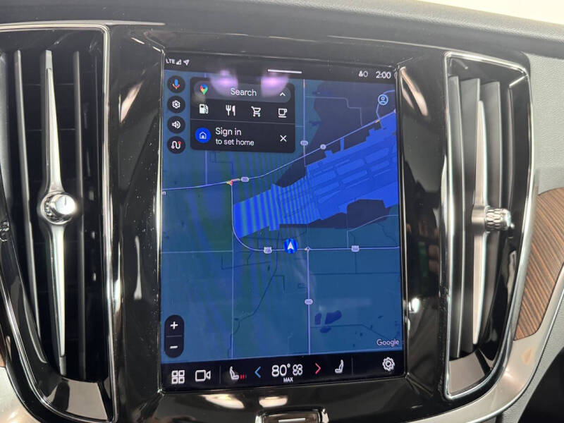 2024 Volvo S60 B5 Plus Dark Theme