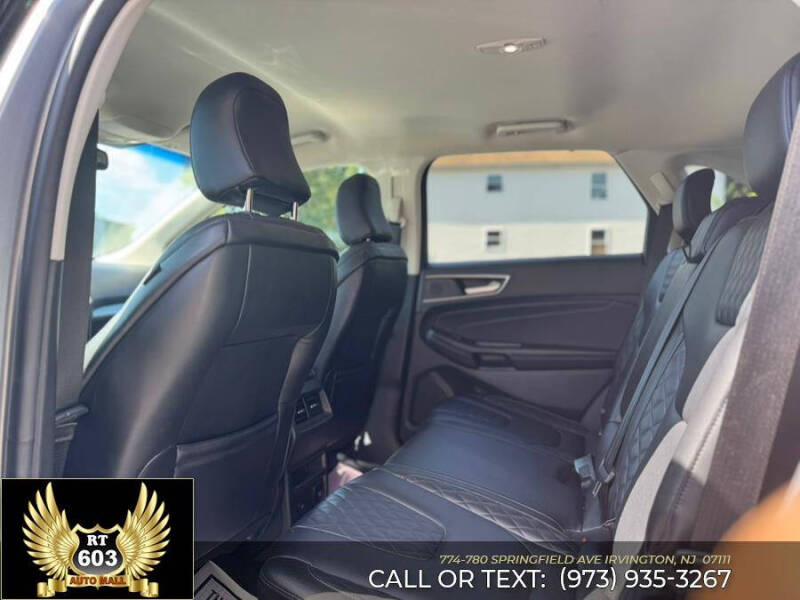 2023 Ford Edge Titanium