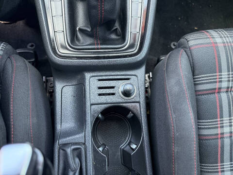 2016 Volkswagen Golf GTI S