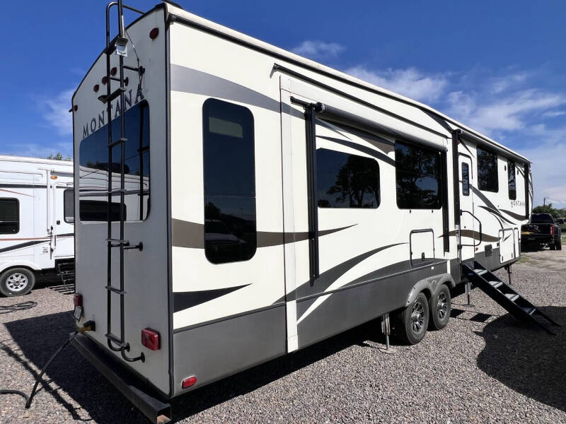 2017 Keystone RV Montana 3810MS-Only 2 Owners