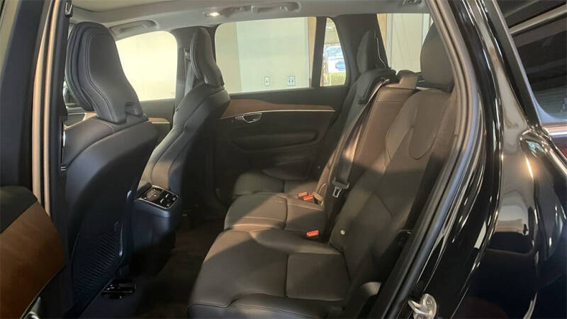 2024 Volvo XC90 B6 Plus Bright Theme 7P