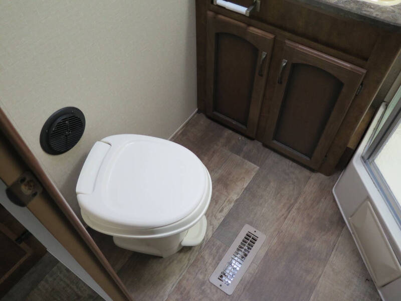 2015 Crossroads RV Zinger