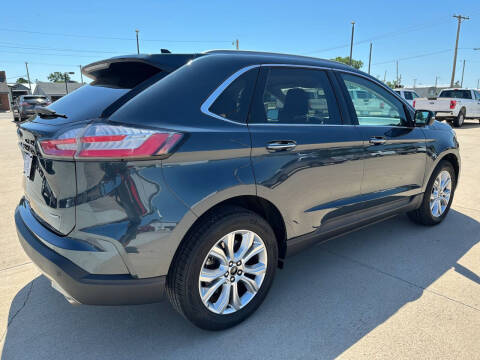 2024 Ford Edge Titanium