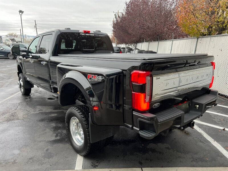 2024 Ford F-350 Super Duty Platinum