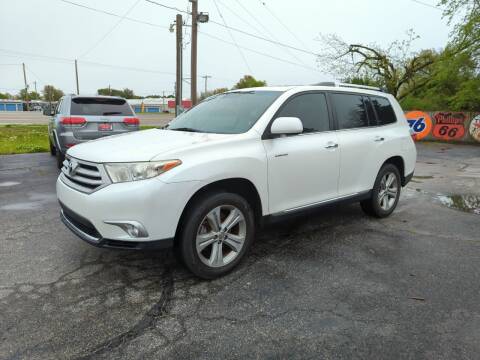 2012 Toyota Highlander for sale at Towell & Sons Auto Sales in Manila AR