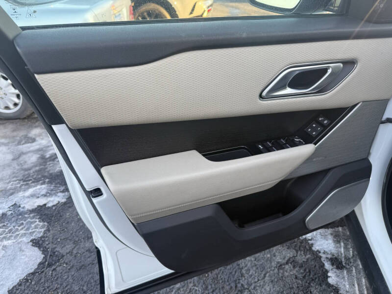 2019 Land Rover Range Rover Velar P250 R-Dynamic SE