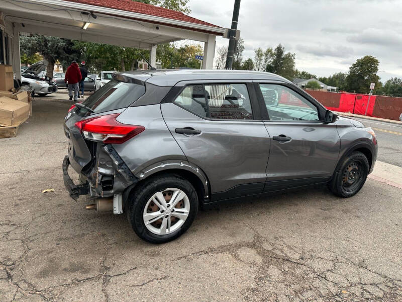 2018 Nissan Kicks S