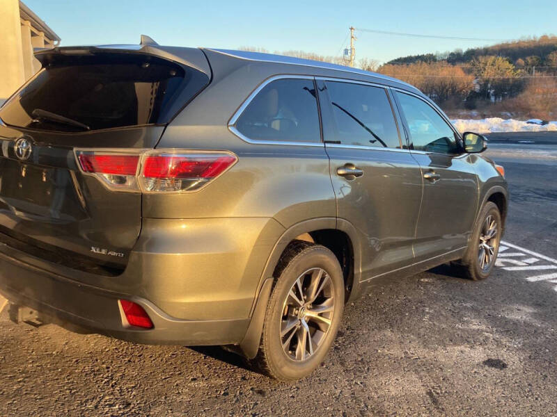 2016 Toyota Highlander XLE