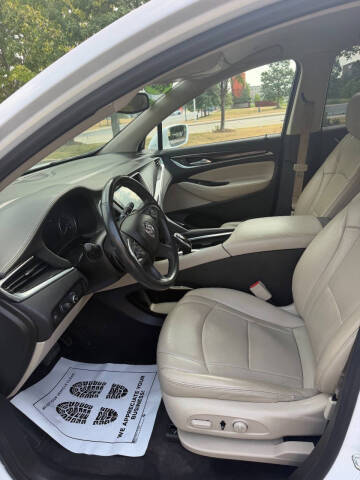 2020 Buick Enclave Essence