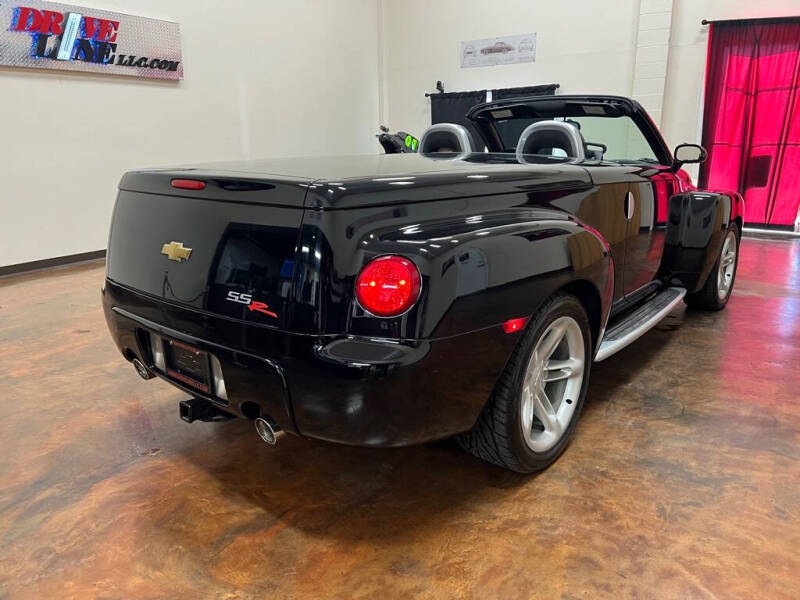 2004 Chevrolet SSR LS