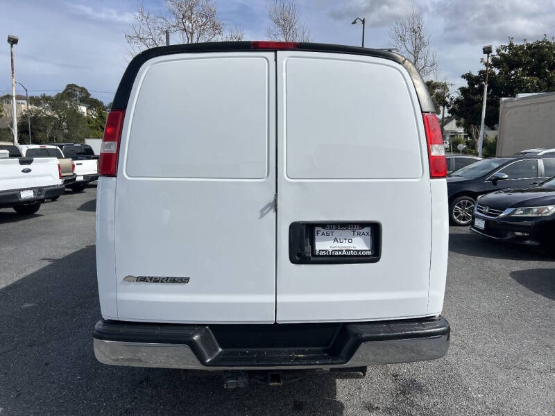 2021 Chevrolet Express 2500