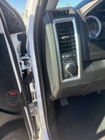 2024 RAM 1500 Classic SLT