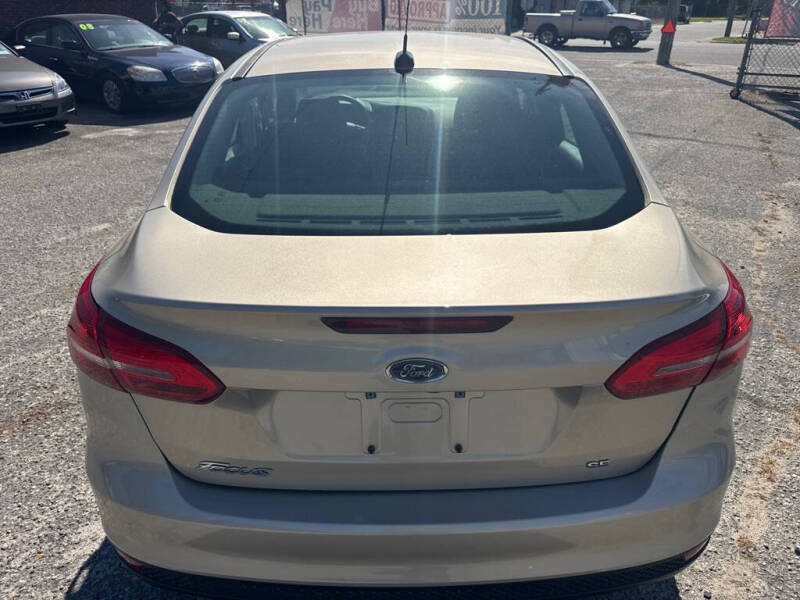 2017 Ford Focus SE