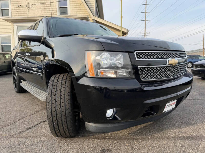 2011 Chevrolet Avalanche LTZ