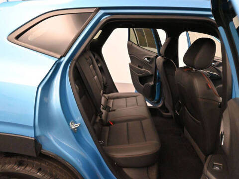 2025 Chevrolet Trax RS