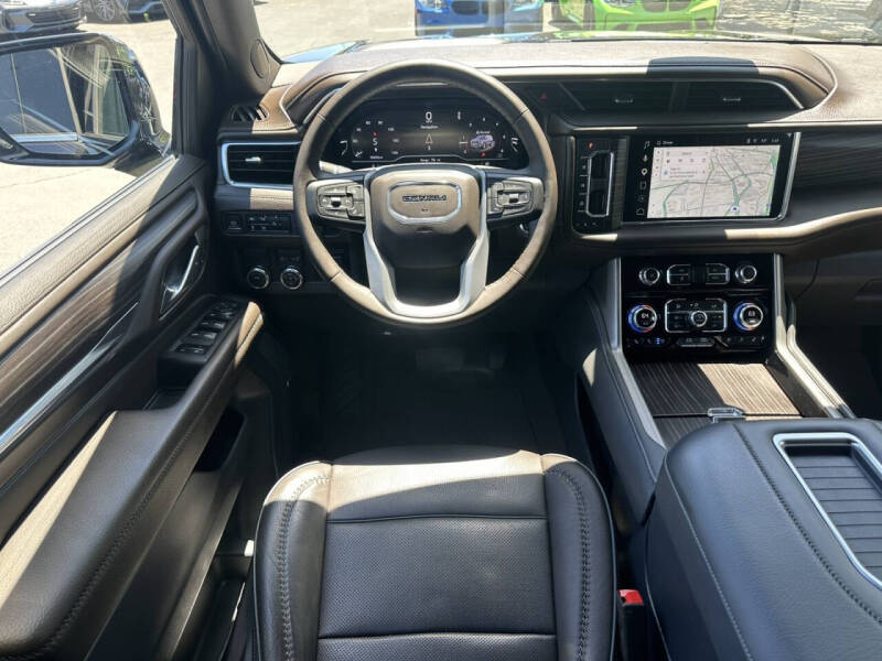 2023 GMC Yukon Denali
