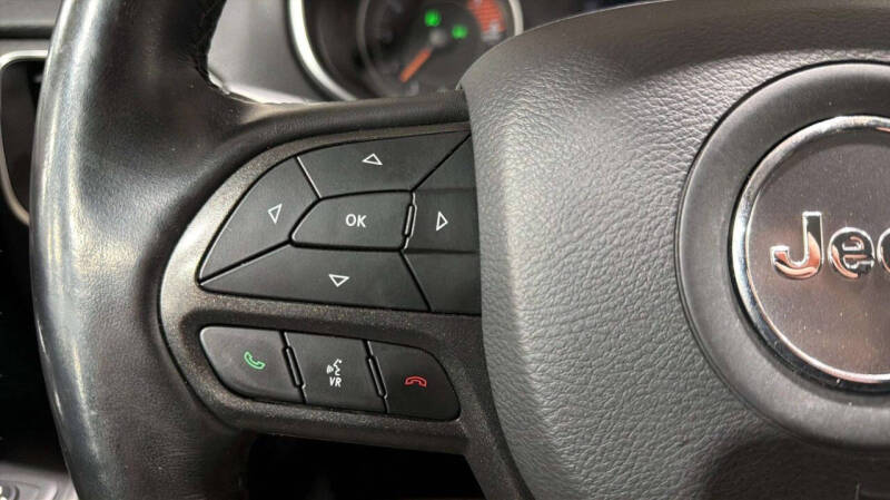 2020 Jeep Cherokee Trailhawk