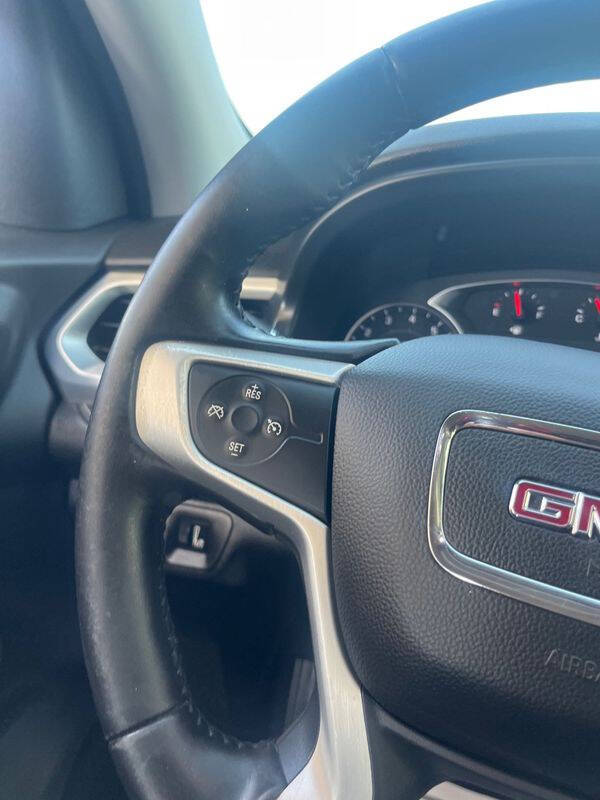 2020 GMC Acadia SLE