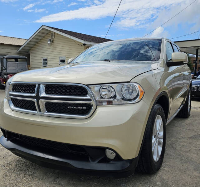 2011 Dodge Durango for sale at Adan Auto Credit in Effingham IL