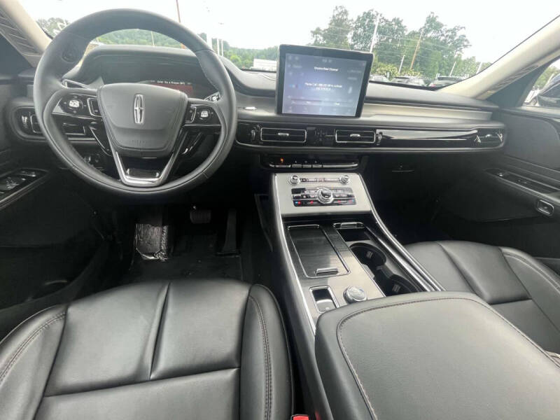 2023 Lincoln Aviator Standard