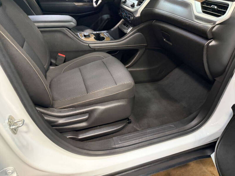 2021 GMC Acadia SLE