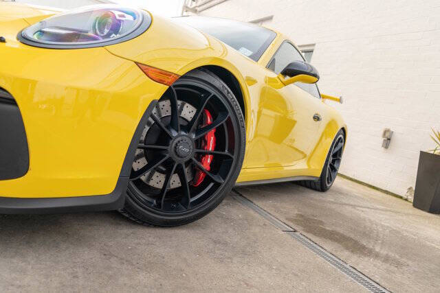 2018 Porsche 911 4