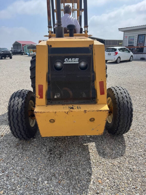 1995 Case IH  585E FORKLIFT