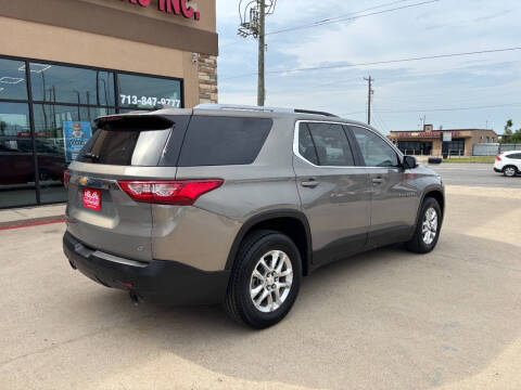 2018 Chevrolet Traverse LT Cloth