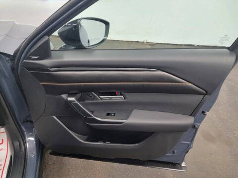 2025 Mazda CX-50 2.5 S Premium Plus