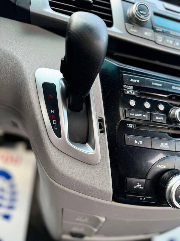 2011 Honda Odyssey EX-L w/DVD