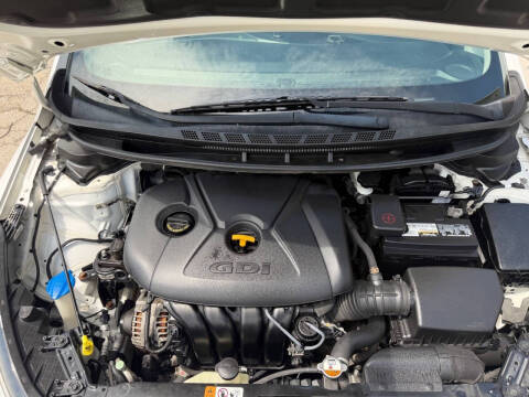 2016 Kia Forte5 LX