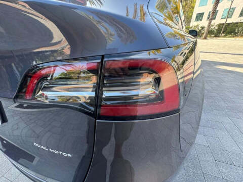 2024 Tesla Model Y Long Range