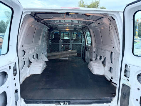 2014 Ford E-Series E-350 SD