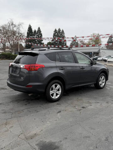 2014 Toyota RAV4 XLE