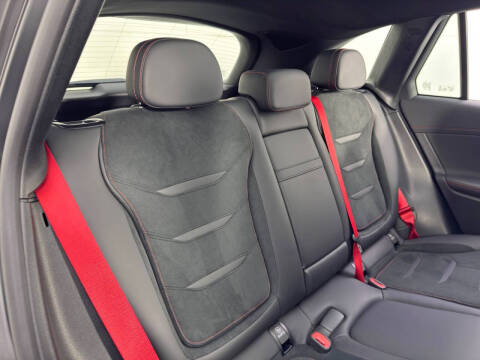 2024 Mercedes-Benz C-Class AMG C 63 S E Performance