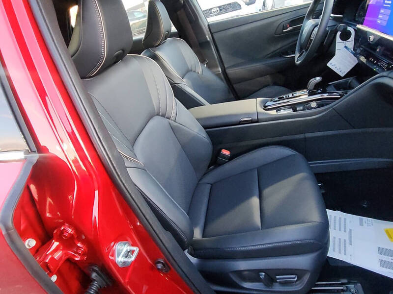 2025 Toyota Crown Signia