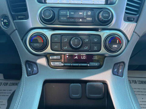 2017 Chevrolet Suburban LT