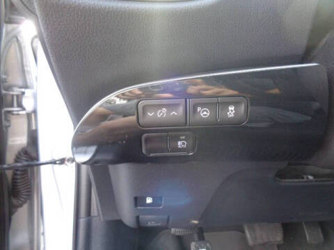 2021 Toyota Prius XLE