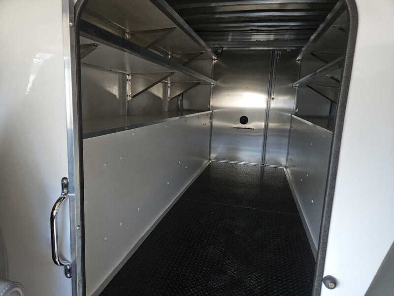 2025 Chevrolet Express 3500