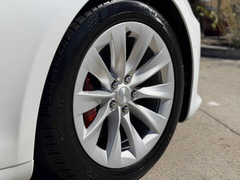 2016 Tesla Model S 70