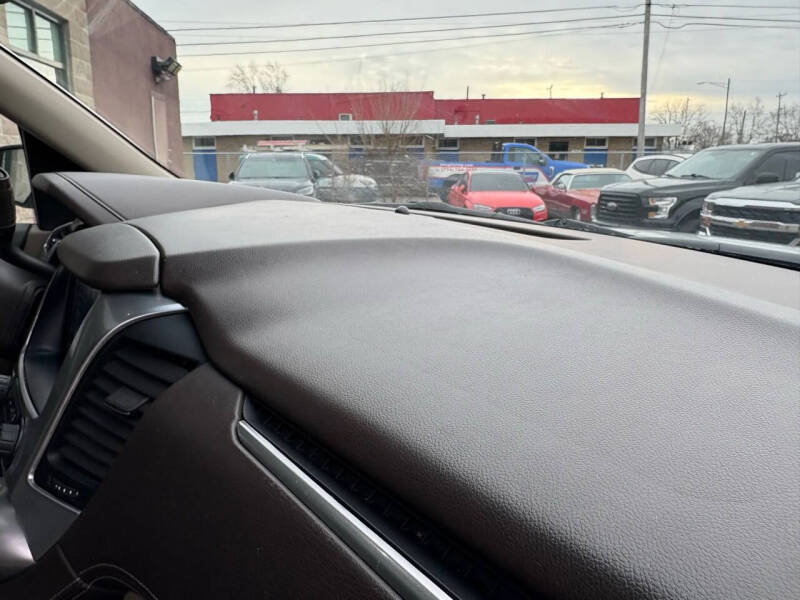 2020 Chevrolet Suburban LT