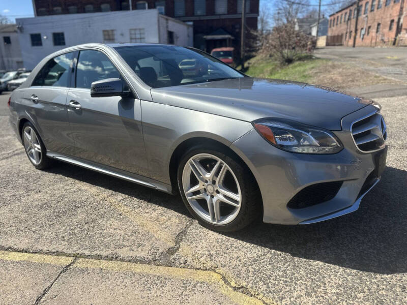 2014 Mercedes-Benz E-Class E350 Luxury's photo