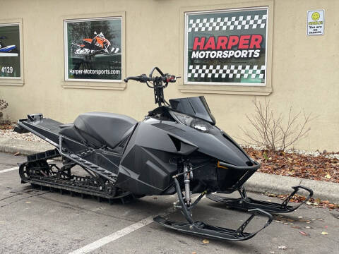 2016 Arctic Cat M8000 153 3in Electric Start