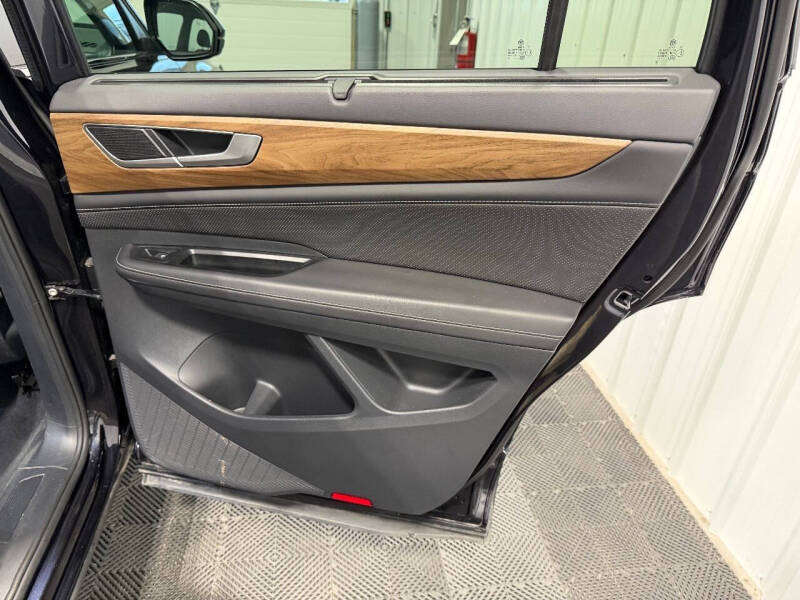 2025 Volkswagen Atlas SE 4Motion