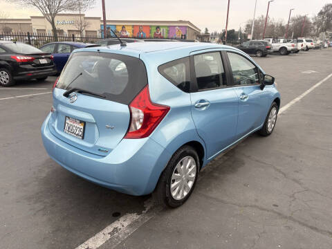2015 Nissan Versa Note SV