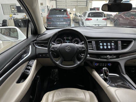 2018 Buick Enclave Essence